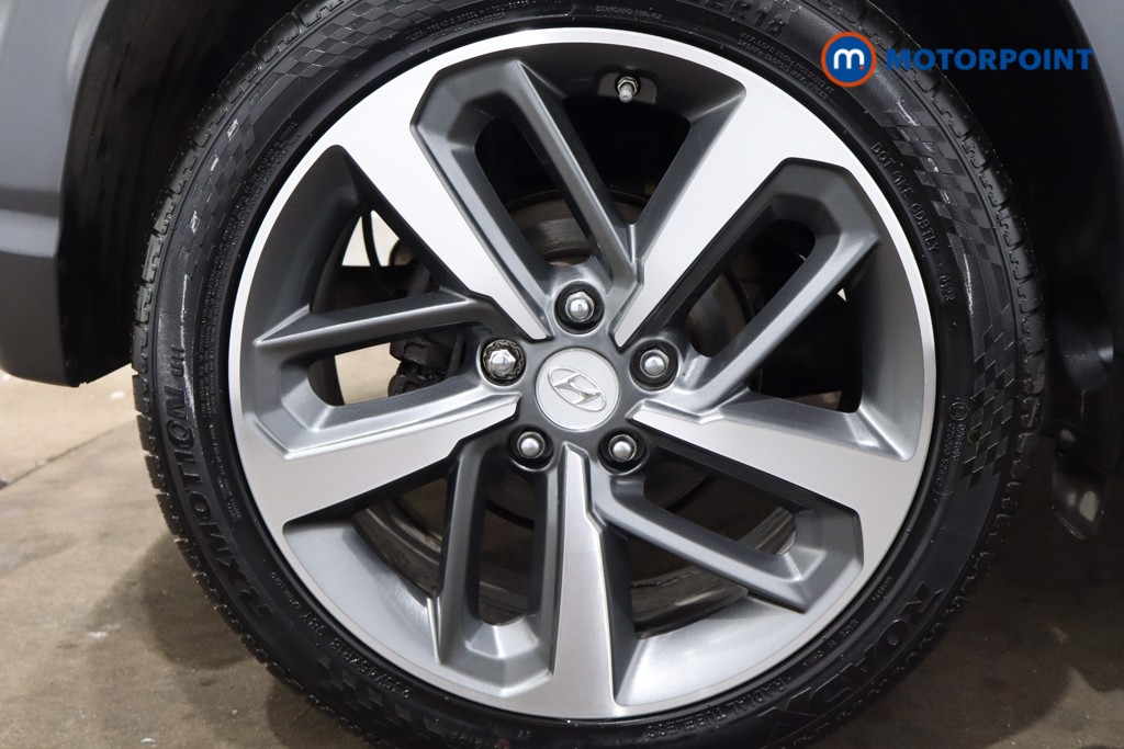 Hyundai Kona Premium Manual Petrol SUV - Stock Number (1538431) - 9th supplementary image