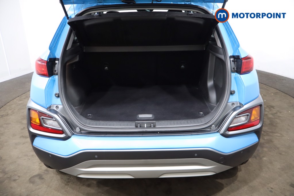 Hyundai Kona Premium Manual Petrol SUV - Stock Number (1538431) - 32nd supplementary image