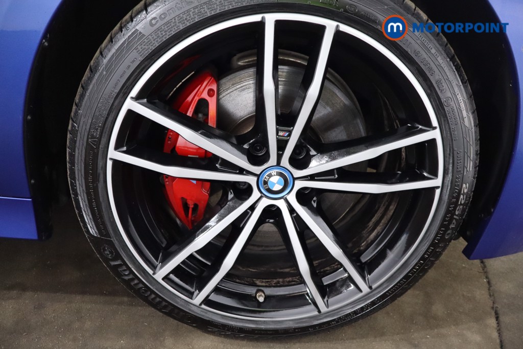 BMW 3 Series M Sport Automatic Petrol Plug-In Hybrid Estate - Stock Number (1539994) - 9th supplementary image
