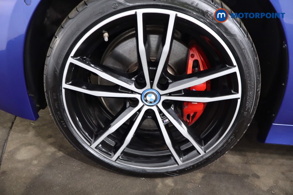 BMW 3 Series M Sport Automatic Petrol Plug-In Hybrid Estate - Stock Number (1539994) - 11th supplementary image