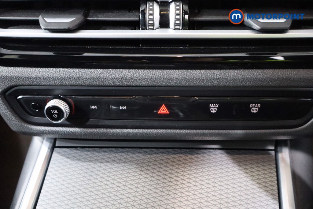 BMW 3 Series M Sport Automatic Petrol Plug-In Hybrid Estate - Stock Number (1539994) - 17th supplementary image