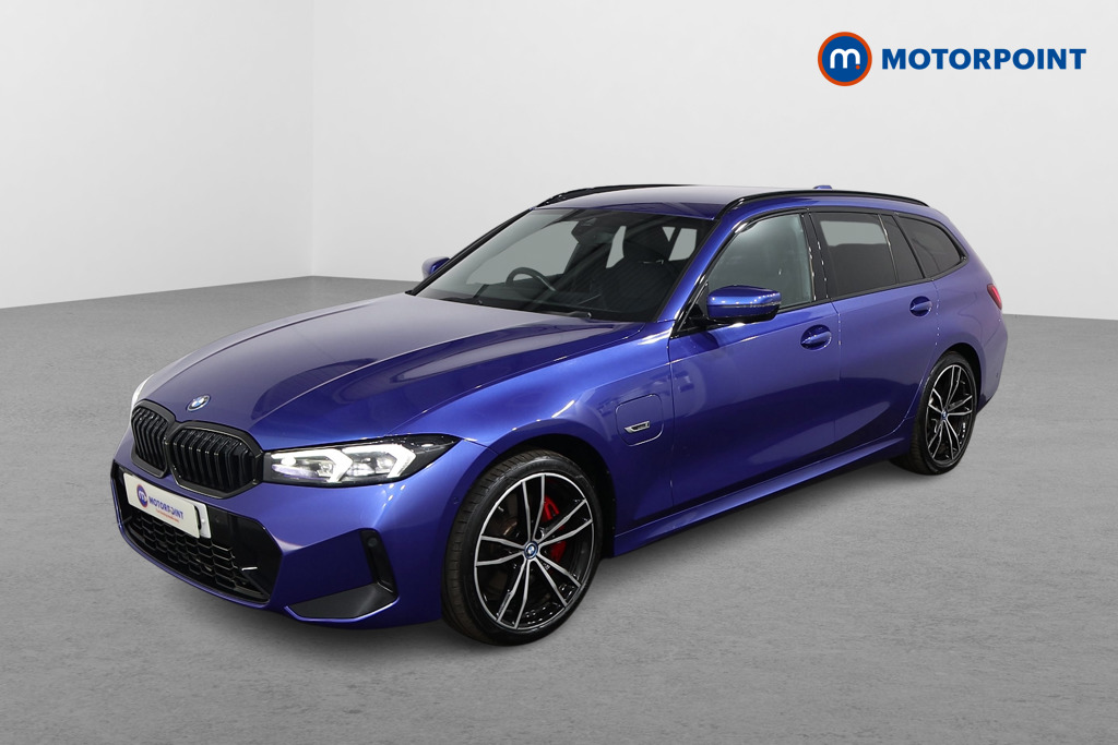 BMW 3 Series M Sport Automatic Petrol Plug-In Hybrid Estate - Stock Number (1539994) - Passenger side front corner