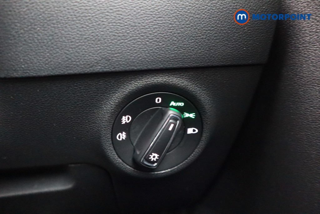 Skoda Karoq Se L Automatic Petrol SUV - Stock Number (1540242) - 17th supplementary image