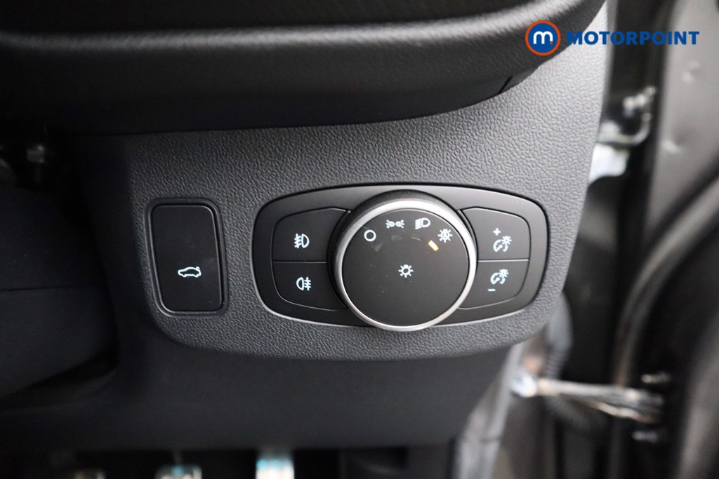 Ford Puma St-Line X First Edition Plus Manual Petrol-Electric Hybrid SUV - Stock Number (1540355) - 15th supplementary image