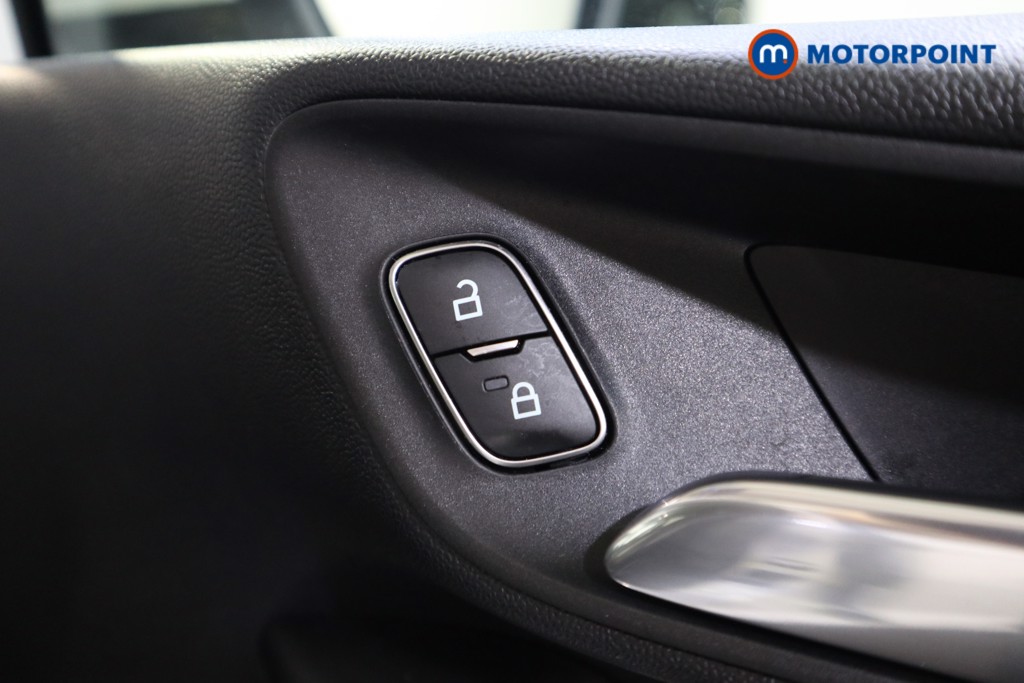 Ford Fiesta Titanium X Manual Petrol-Electric Hybrid Hatchback - Stock Number (1540460) - 10th supplementary image