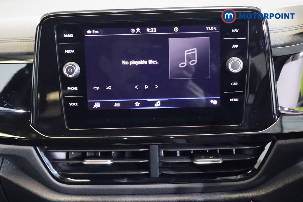 Volkswagen T-Roc R-Line Automatic Petrol SUV - Stock Number (1540726) - 6th supplementary image
