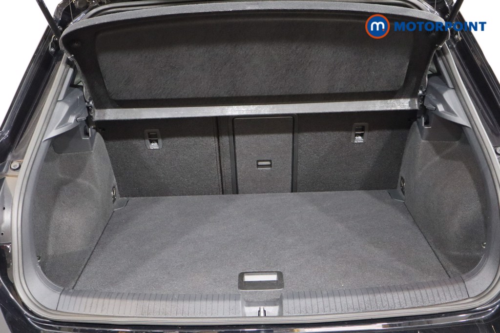 Volkswagen T-Roc R-Line Automatic Petrol SUV - Stock Number (1540726) - 17th supplementary image