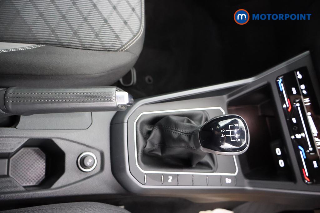 Volkswagen Polo R-Line Manual Petrol Hatchback - Stock Number (1541519) - 6th supplementary image