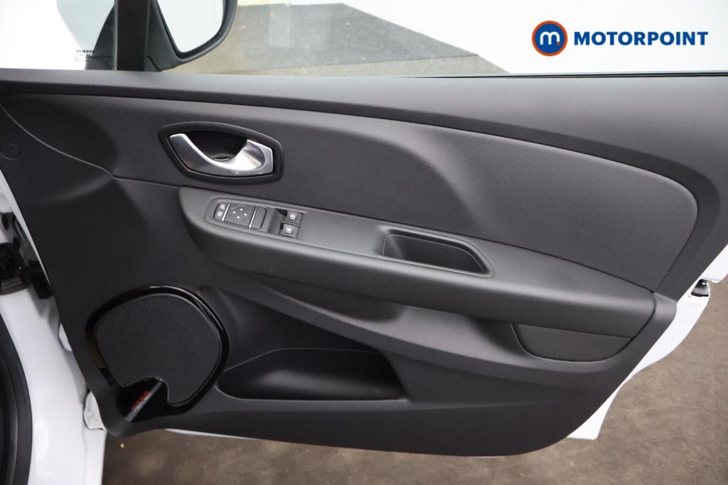 Renault Clio Iconic Manual Petrol Hatchback - Stock Number (1532022) - 9th supplementary image