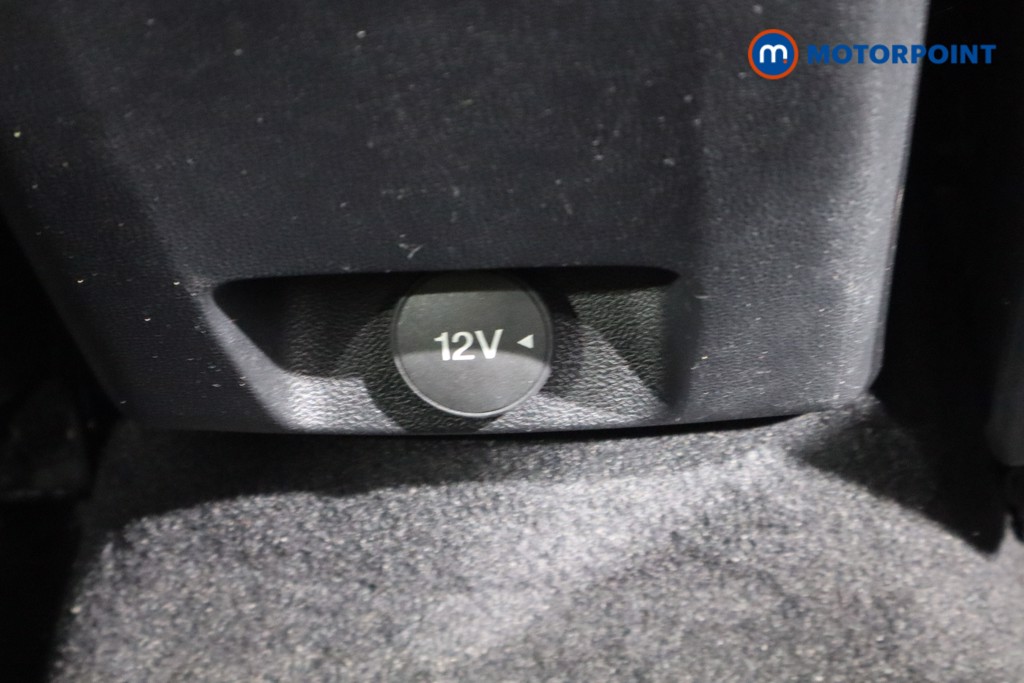 Ford Focus St-Line X Manual Petrol Hatchback - Stock Number (1535686) - 13th supplementary image