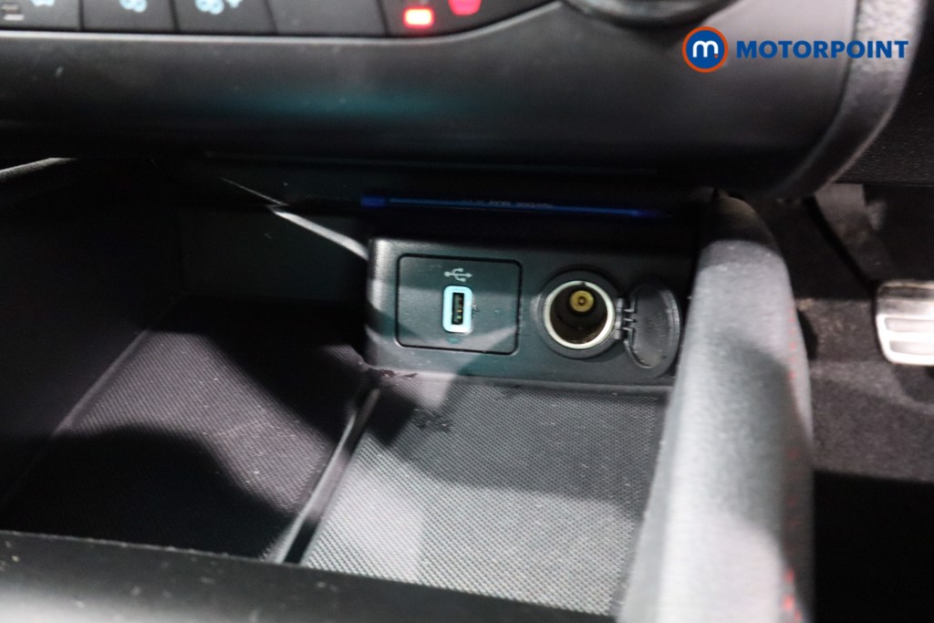 Ford Focus St-Line X Manual Petrol Hatchback - Stock Number (1535686) - 18th supplementary image