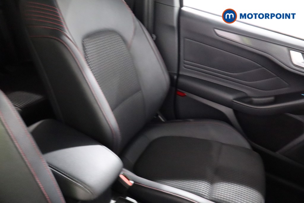 Ford Focus St-Line X Manual Petrol Hatchback - Stock Number (1535686) - 26th supplementary image