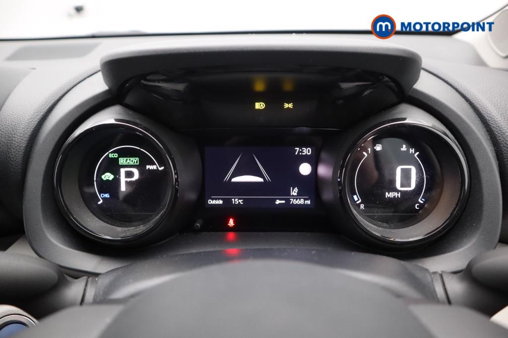 Toyota Yaris Excel Automatic Petrol-Electric Hybrid Hatchback - Stock Number (1537003) - 9th supplementary image