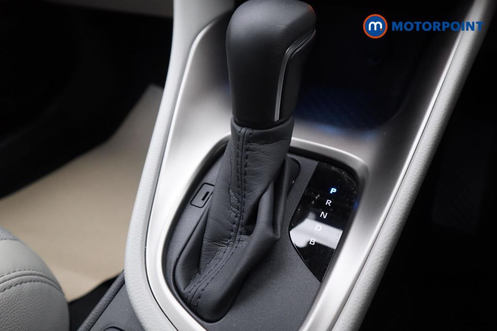 Toyota Yaris Excel Automatic Petrol-Electric Hybrid Hatchback - Stock Number (1537003) - 15th supplementary image