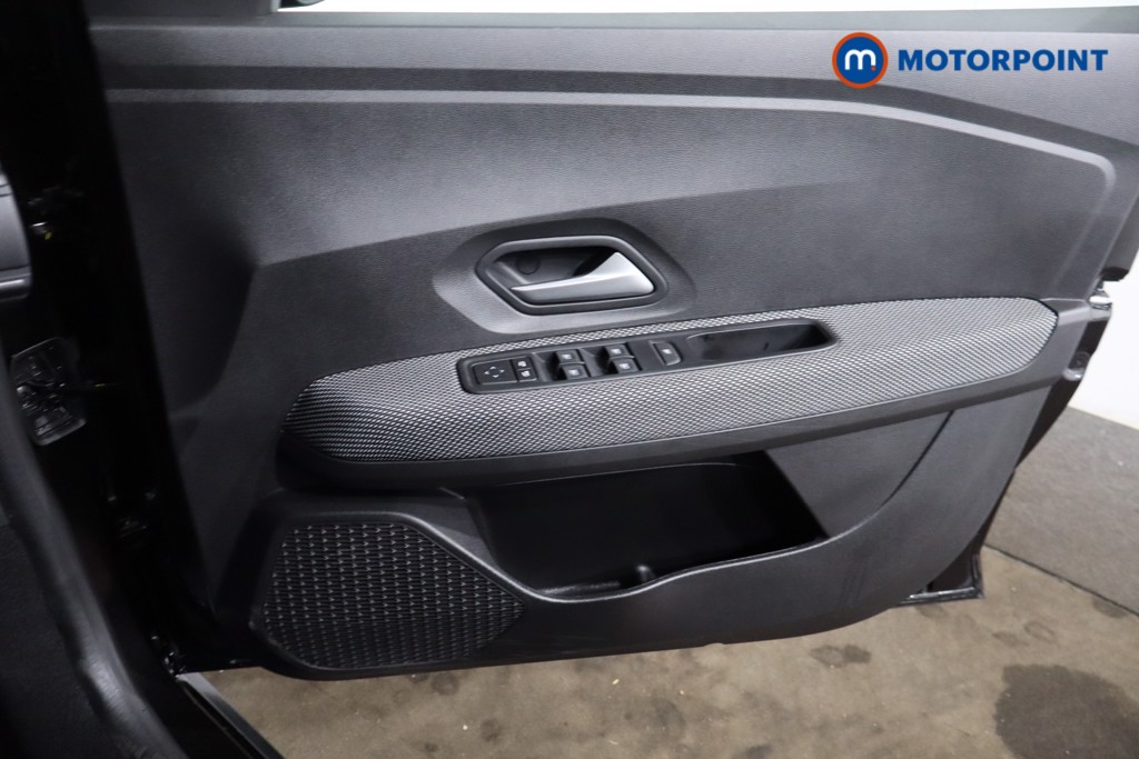 Dacia Jogger Expression Manual Petrol People Carrier - Stock Number (1538161) - 25th supplementary image