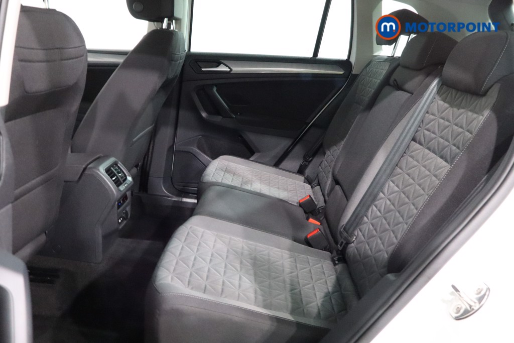 Volkswagen Tiguan Life Automatic Petrol SUV - Stock Number (1538383) - 5th supplementary image