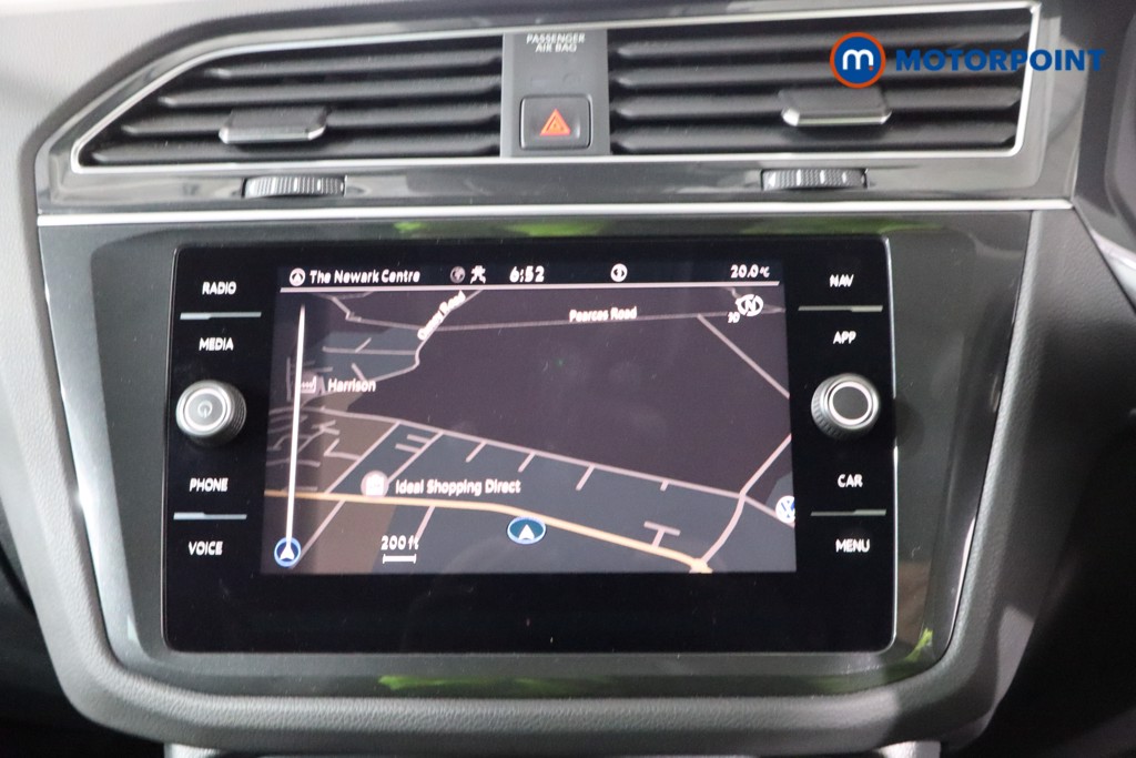 Volkswagen Tiguan Life Automatic Petrol SUV - Stock Number (1538383) - 15th supplementary image