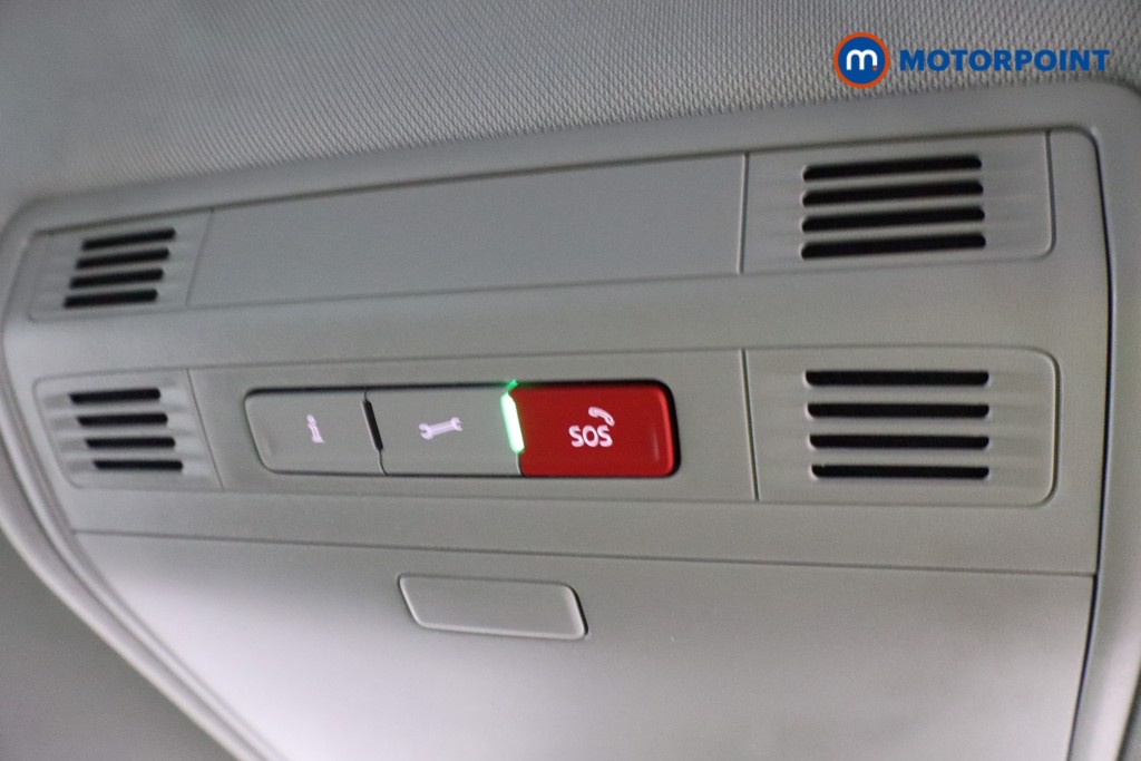 Volkswagen Tiguan Life Automatic Petrol SUV - Stock Number (1538383) - 20th supplementary image