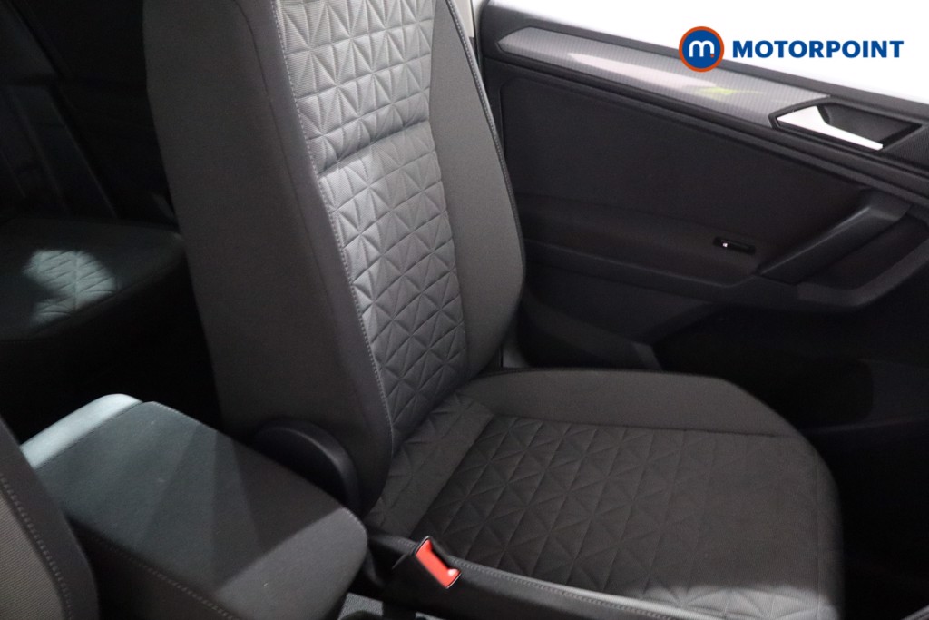 Volkswagen Tiguan Life Automatic Petrol SUV - Stock Number (1538383) - 25th supplementary image