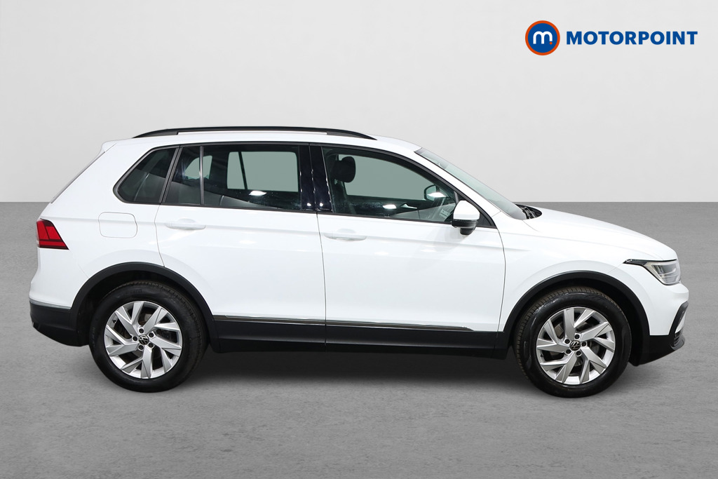 Volkswagen Tiguan Life Automatic Petrol SUV - Stock Number (1538383) - Drivers side