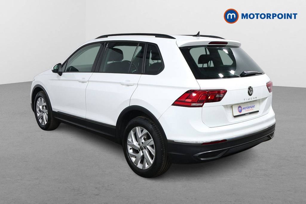Volkswagen Tiguan Life Automatic Petrol SUV - Stock Number (1538383) - Passenger side rear corner