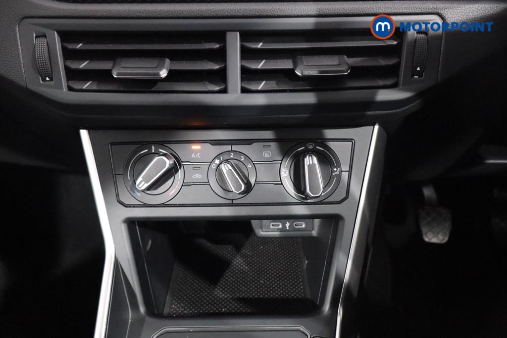 Volkswagen Polo Life Manual Petrol Hatchback - Stock Number (1539325) - 3rd supplementary image