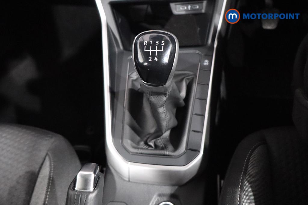 Volkswagen Polo Life Manual Petrol Hatchback - Stock Number (1539325) - 4th supplementary image
