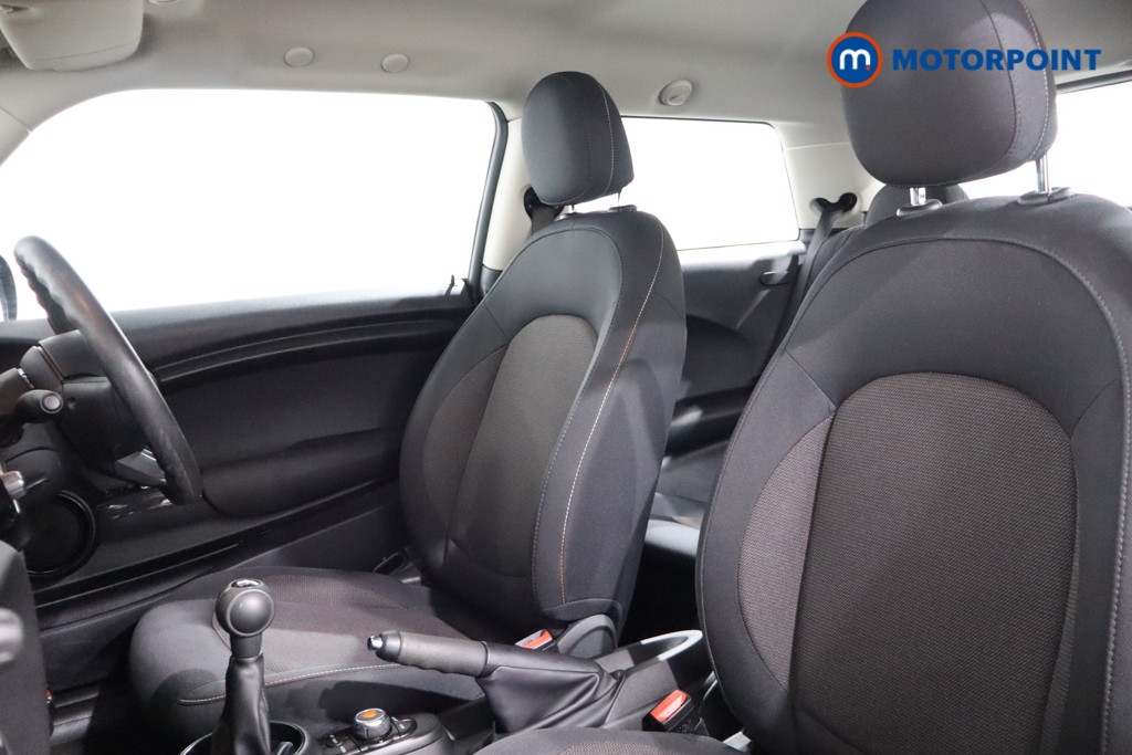 Mini Hatchback ONE Manual Petrol Hatchback - Stock Number (1539828) - 4th supplementary image