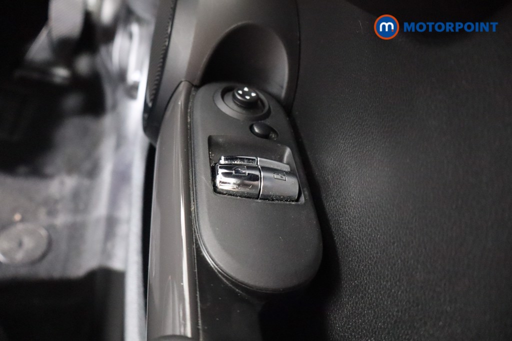 Mini Hatchback ONE Manual Petrol Hatchback - Stock Number (1539828) - 20th supplementary image