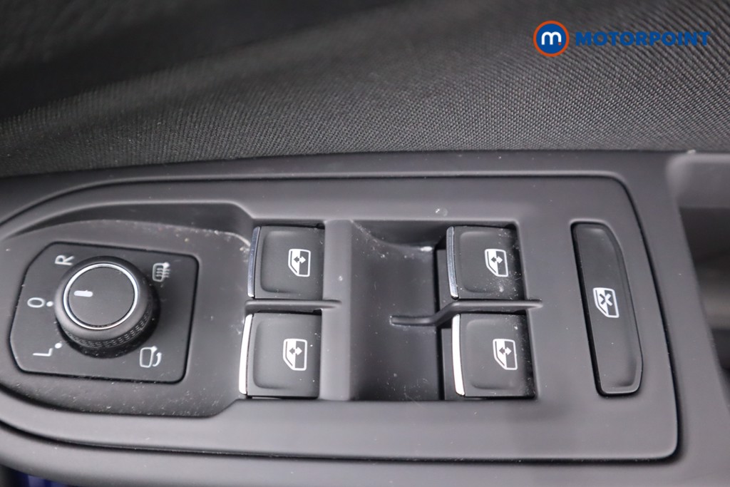 Volkswagen Golf GTI Manual Petrol Hatchback - Stock Number (1540120) - 4th supplementary image