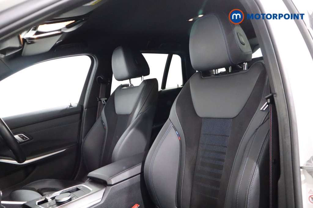 BMW 3 Series M Sport Automatic Petrol Plug-In Hybrid Estate - Stock Number (1540131) - 4th supplementary image