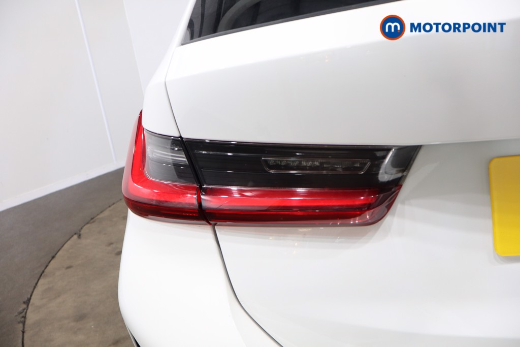 BMW 3 Series M Sport Automatic Petrol Plug-In Hybrid Estate - Stock Number (1540131) - 28th supplementary image