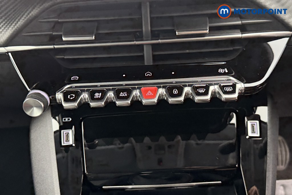 Peugeot 208 Allure Manual Petrol Hatchback - Stock Number (1540335) - 8th supplementary image