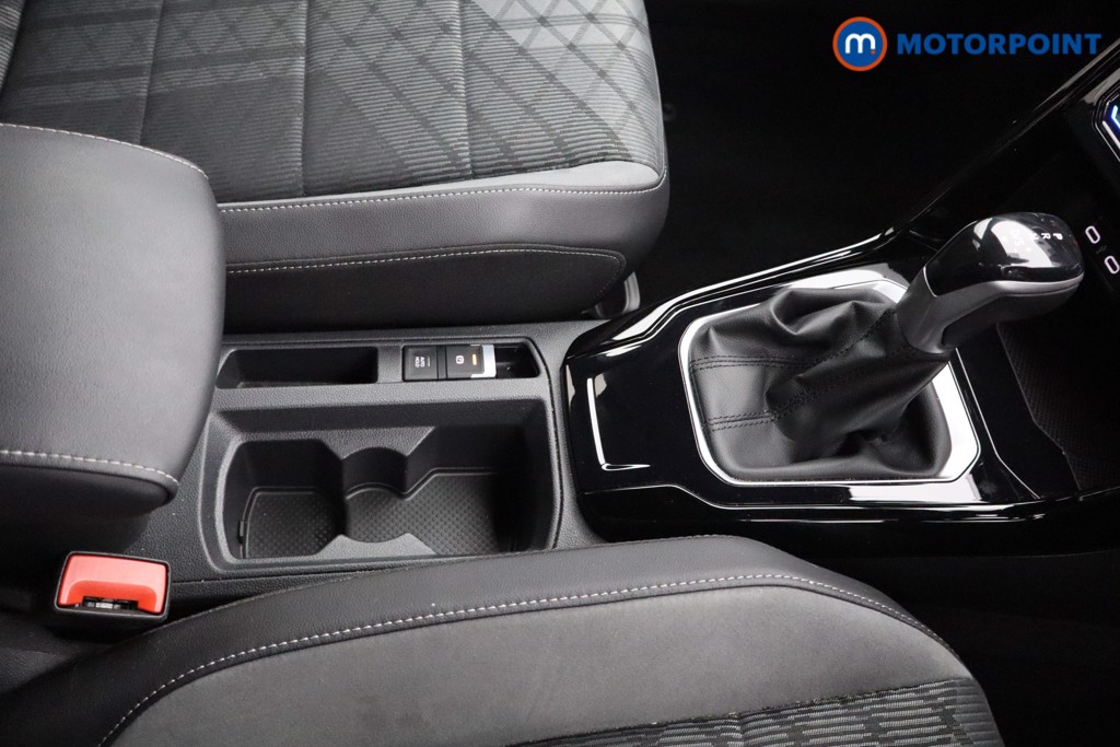 Volkswagen T-Roc R-Line Automatic Petrol SUV - Stock Number (1541154) - 7th supplementary image