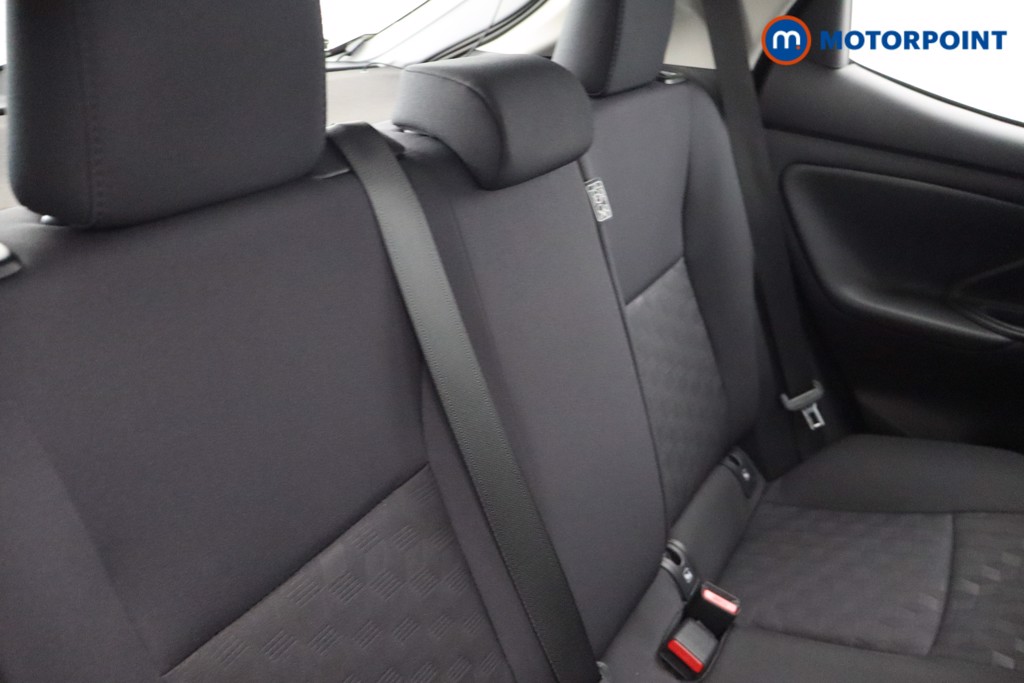 Toyota Yaris Icon Automatic Petrol-Electric Hybrid Hatchback - Stock Number (1541198) - 18th supplementary image