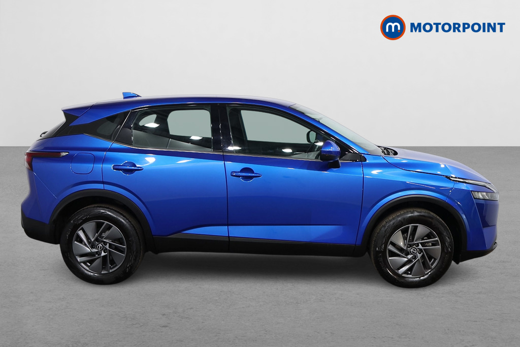 Nissan Qashqai Acenta Premium Manual Petrol SUV - Stock Number (1541246) - Drivers side
