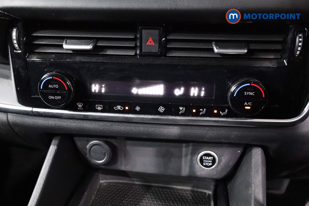 Nissan Qashqai Acenta Premium Automatic Petrol SUV - Stock Number (1541401) - 16th supplementary image