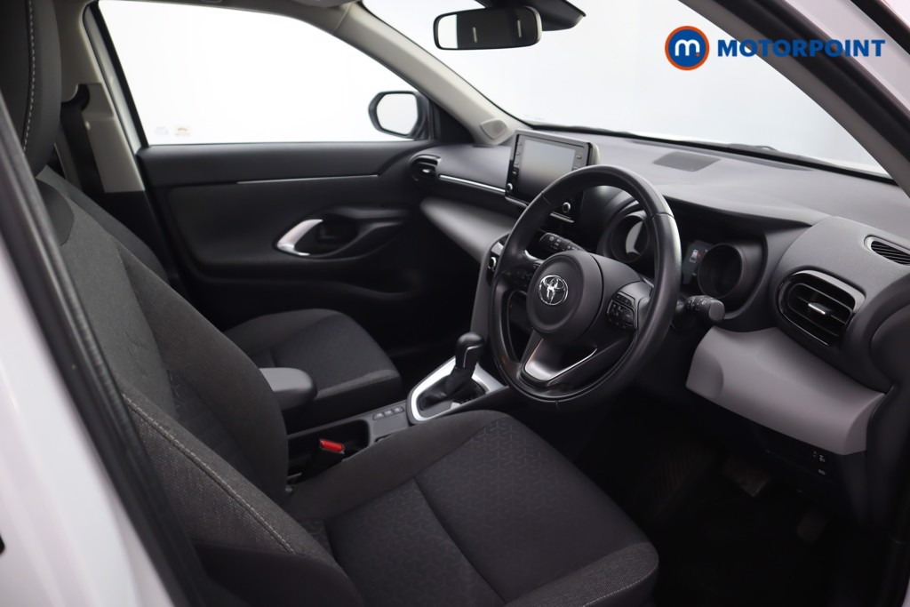 Toyota Yaris Cross Icon Automatic Petrol-Electric Hybrid Estate - Stock Number (1541823) - 2nd supplementary image