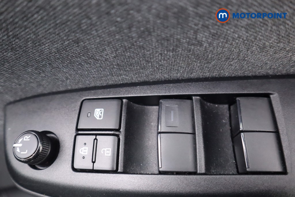 Toyota Yaris Cross Icon Automatic Petrol-Electric Hybrid Estate - Stock Number (1541823) - 5th supplementary image