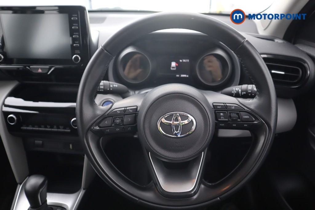 Toyota Yaris Cross Icon Automatic Petrol-Electric Hybrid Estate - Stock Number (1541823) - 1st supplementary image
