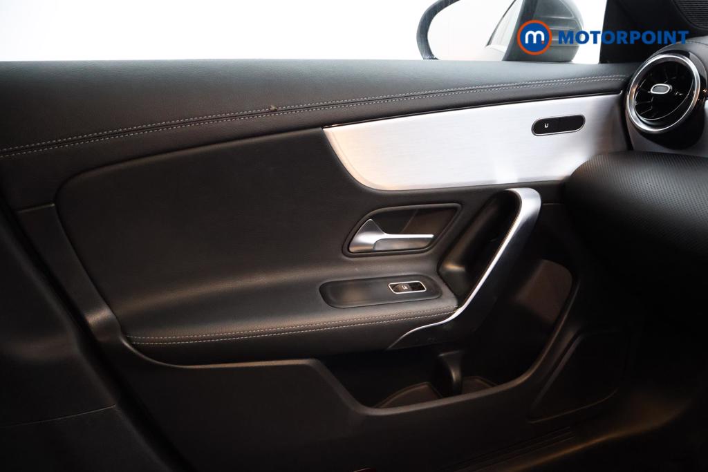 Mercedes-Benz CLA Amg Line Automatic Petrol Coupe - Stock Number (1526319) - 8th supplementary image