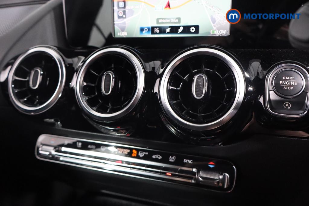Mercedes-Benz B Class Sport Automatic Petrol Hatchback - Stock Number (1527365) - 4th supplementary image