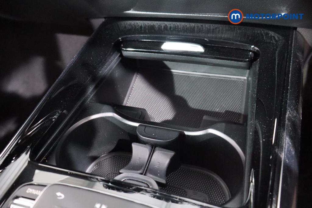Mercedes-Benz B Class Sport Automatic Petrol Hatchback - Stock Number (1527365) - 5th supplementary image