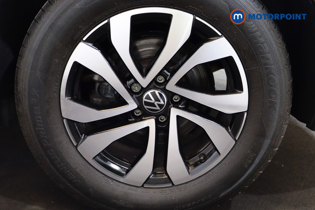 Volkswagen Tiguan Active Manual Petrol SUV - Stock Number (1528082) - 14th supplementary image