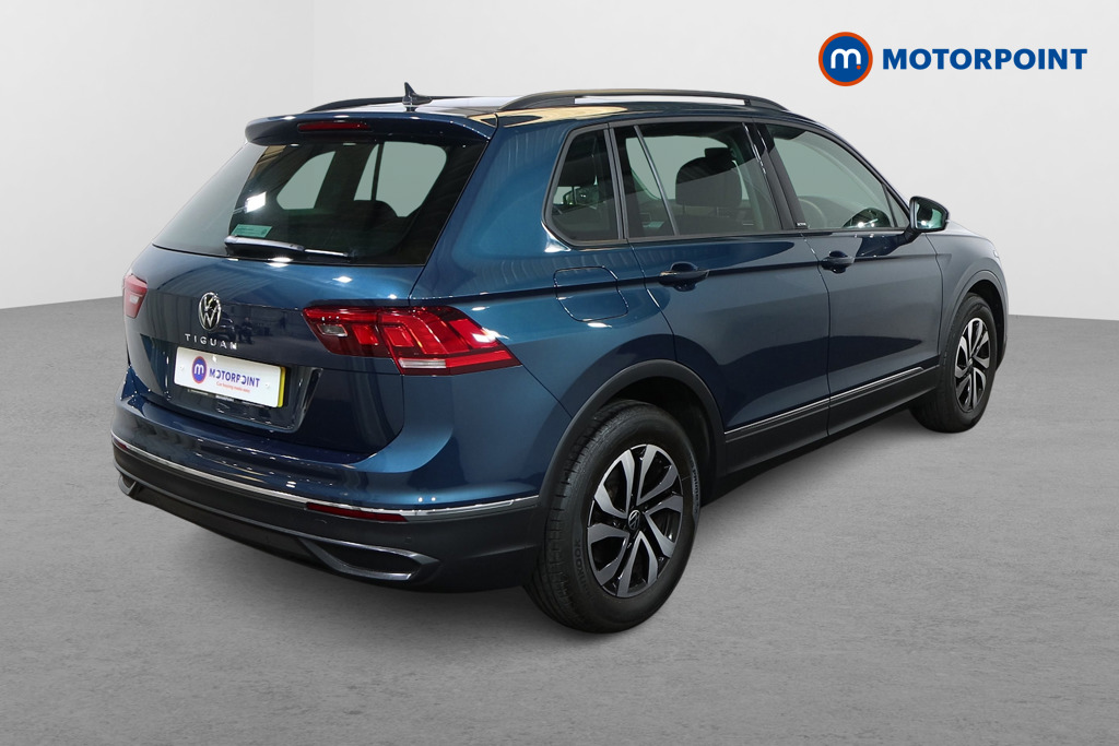 Volkswagen Tiguan Active Manual Petrol SUV - Stock Number (1528082) - Drivers side rear corner