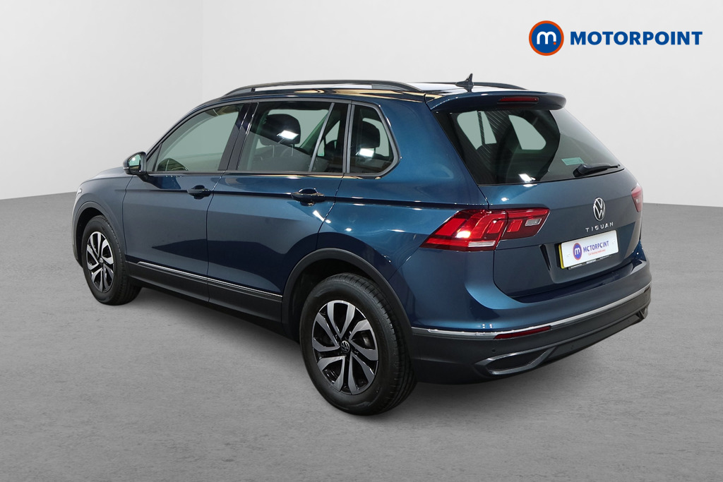 Volkswagen Tiguan Active Manual Petrol SUV - Stock Number (1528082) - Passenger side rear corner