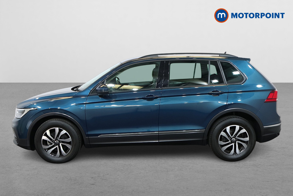 Volkswagen Tiguan Active Manual Petrol SUV - Stock Number (1528082) - Passenger side