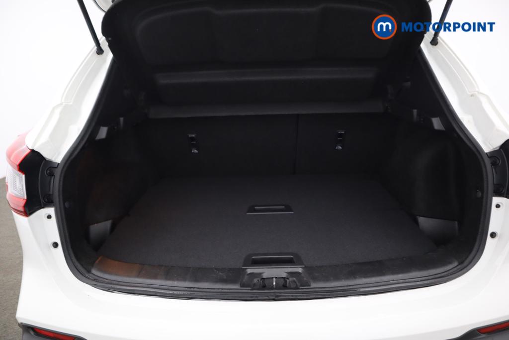 Nissan Qashqai N-Motion Manual Diesel SUV - Stock Number (1529337) - 5th supplementary image