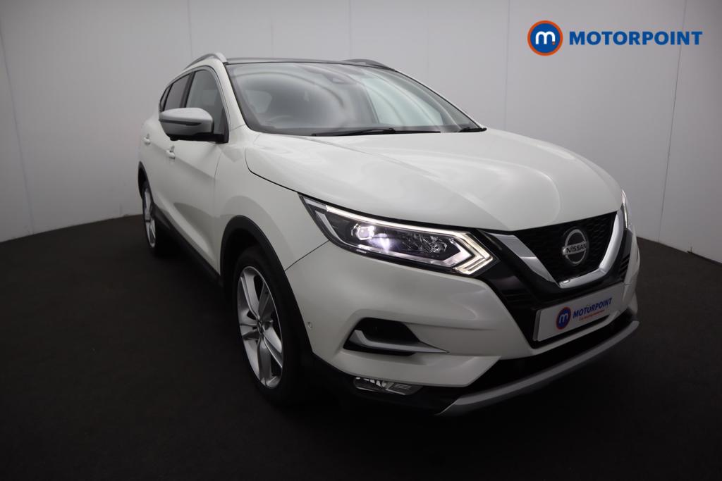 Nissan Qashqai N-Motion Manual Diesel SUV - Stock Number (1529337) - 18th supplementary image