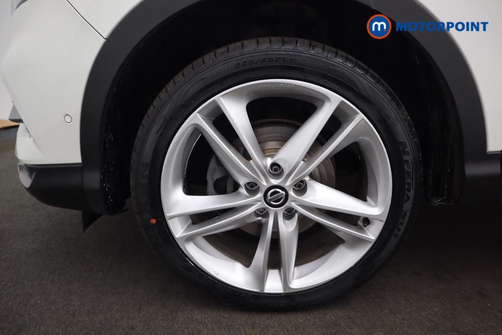 Nissan Qashqai N-Motion Manual Diesel SUV - Stock Number (1529337) - 24th supplementary image